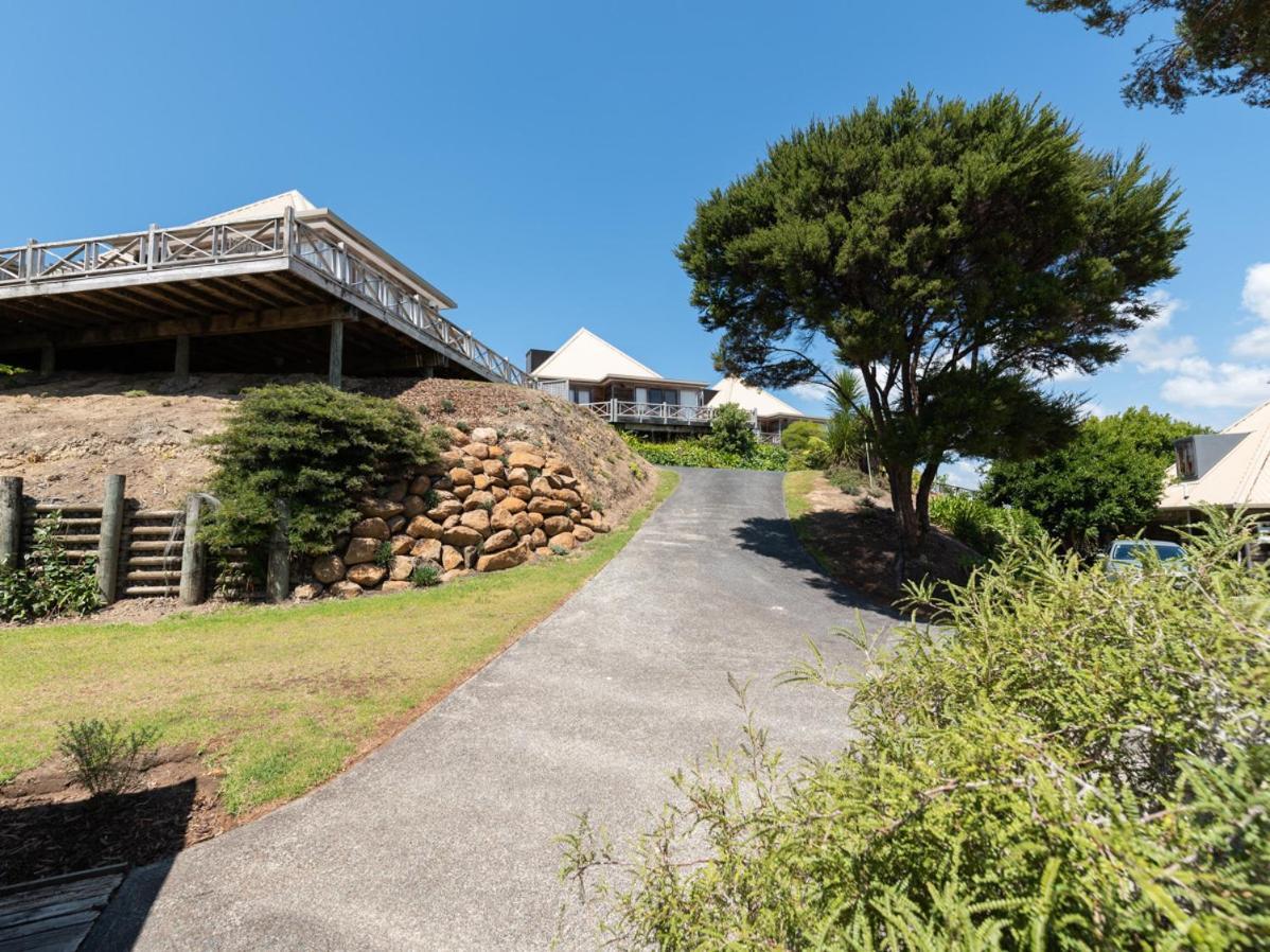 Te Maiki Escape - Russell Holiday Home Dış mekan fotoğraf
